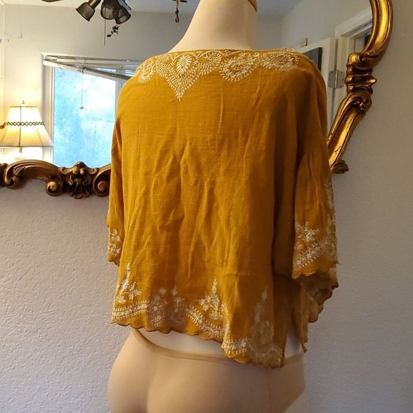 FREE PEOPLE Bohemian embroidered womens crop top 🌼😊🍂 - Picture 5 of 11